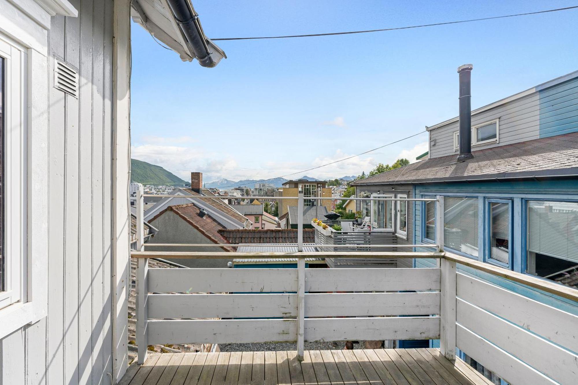 Arctic Homes - Historical Tromso House With View المظهر الخارجي الصورة
