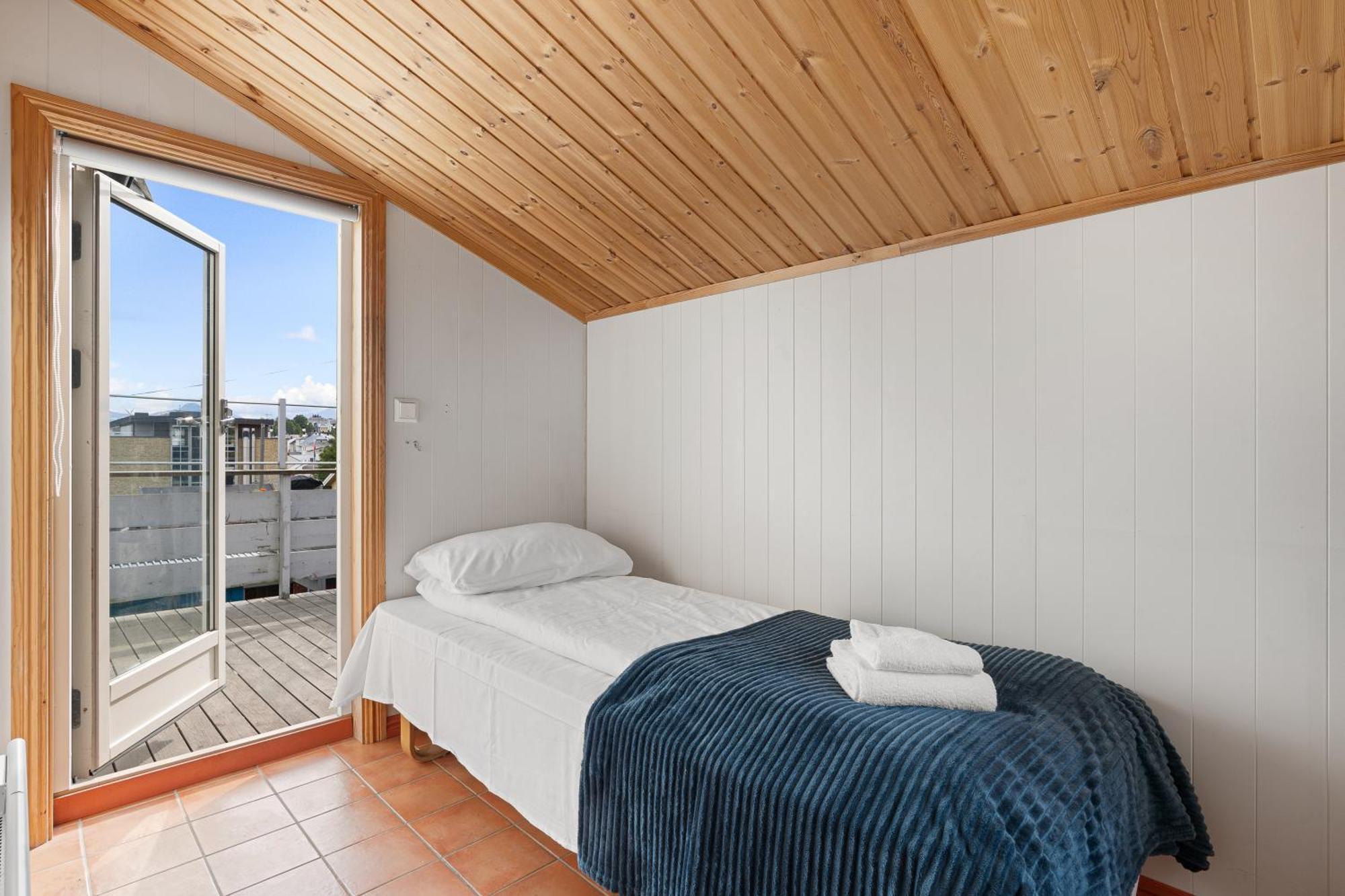 Arctic Homes - Historical Tromso House With View المظهر الخارجي الصورة